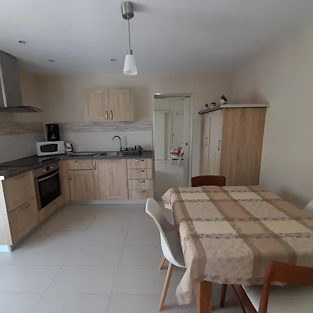 Maison A Cinq Min De La Mer, A Louer A La Semaine, Du 19 Au 26 Juillet 25