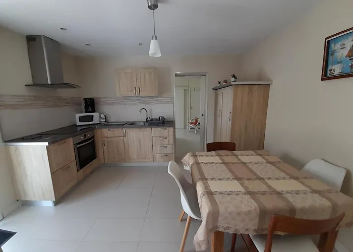 Maison A Cinq Min De La Mer, A Louer A La Semaine, Du 19 Au 26 Juillet 25